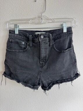 Madewell Black Washed High-Rise Raw Hem Denim Shorts Size 25